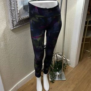Lululemon leggings size 10